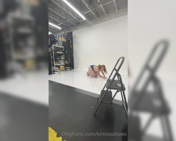 Kim Swallows aka Kimswallows OnlyFans - 4th of july photoshoot behind the scenes