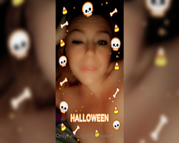 Kim Swallows aka Kimswallows OnlyFans - Happy Halloween