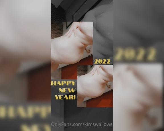 Kim Swallows aka Kimswallows OnlyFans - Happy 2022