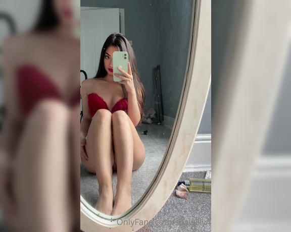 Lily aka Shawlily4 OnlyFans - My is so wet