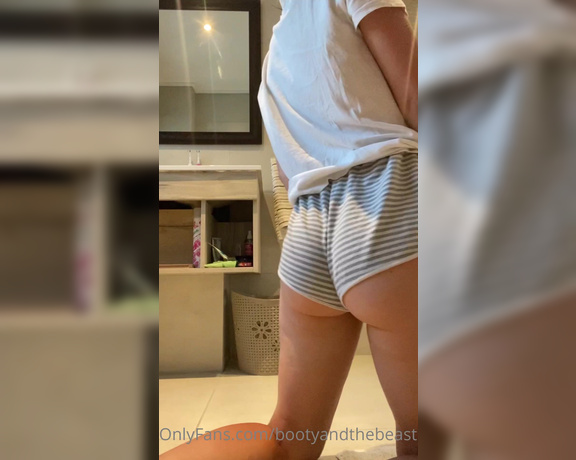 Booty the Beast aka Bootyandthebeast69 OnlyFans - Stripping down from my pyjamas and then using James’s electric toothbrush to make myself cum (No