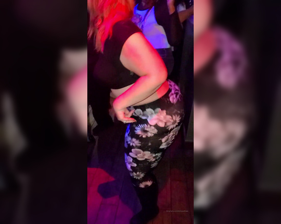 Kim Swallows aka Kimswallows OnlyFans - Nothing but ass shaking at the club Cant wait to get my ass punished
