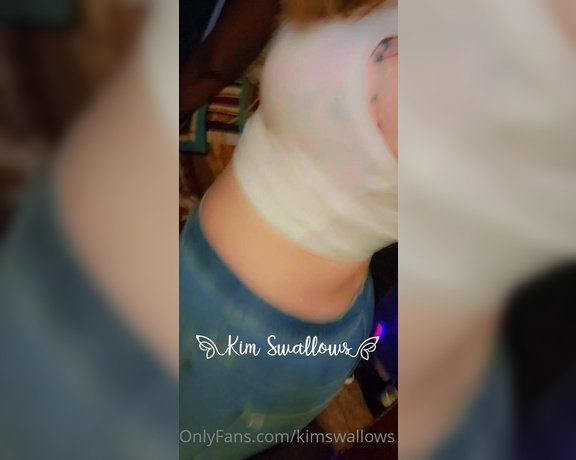 Kim Swallows aka Kimswallows OnlyFans - My humpday picture