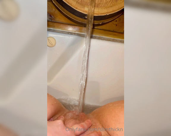 Slimthickn aka Slimthickn OnlyFans - The water feels so good on my pussy 1