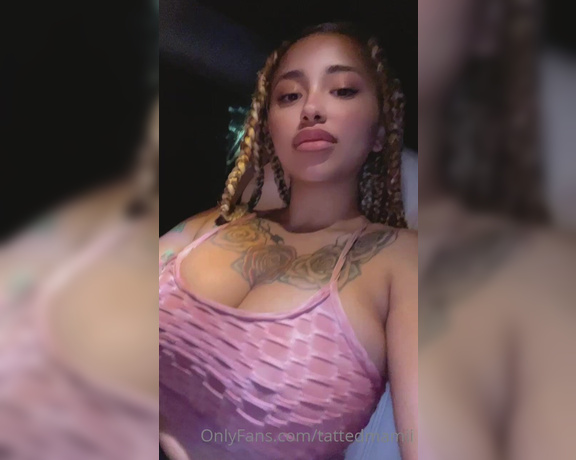 TattedLatinMamii aka Tattedmamii OnlyFans - Make sure to watch the full video for my titties in public