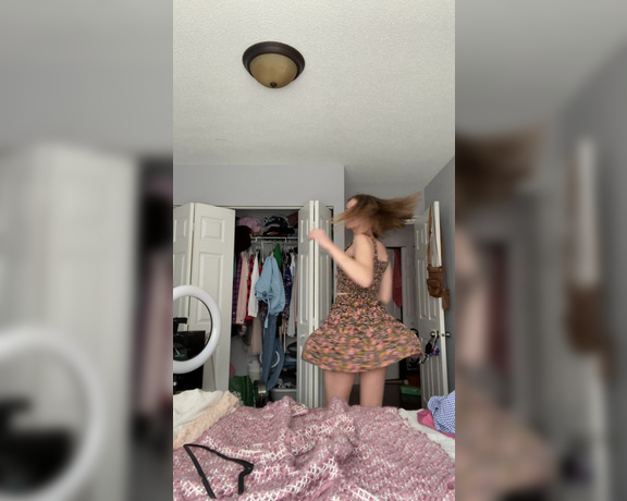 Kendra Clark aka Cutegiraffe OnlyFans - Here’s a little try on vid for those who requested