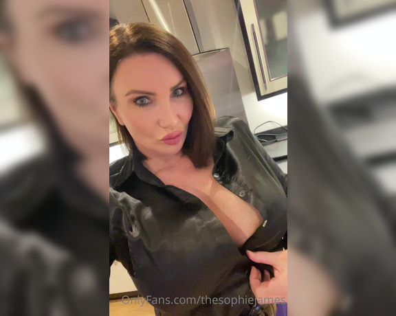 Sophie James aka Thesophiejames OnlyFans - Satin Tease Satin Striptease