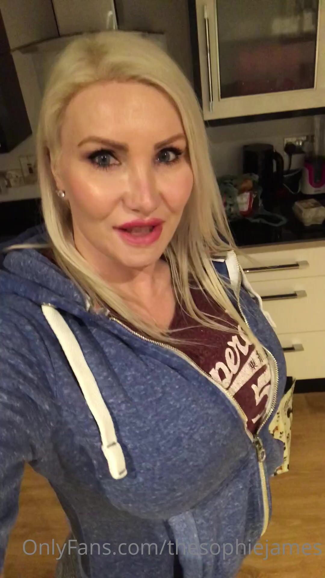 Watch Online Sophie James Aka Thesophiejames Onlyfans Throwback Thursday Pussy 7 On X Video