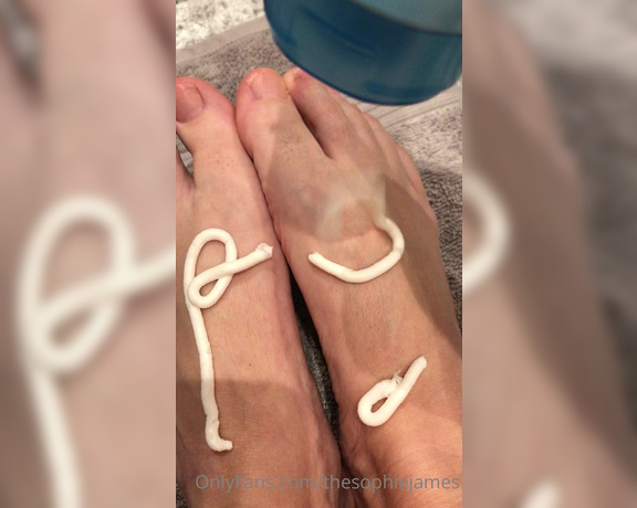 Sophie James aka Thesophiejames OnlyFans - Pretty feet for all you foot lovers 1