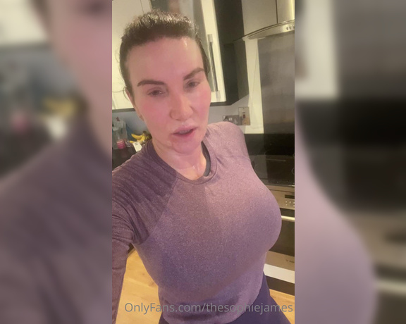 Sophie James aka Thesophiejames OnlyFans - Bit of a sweaty one today pushed my heart rate to 178 an update from me I have lost one stone just