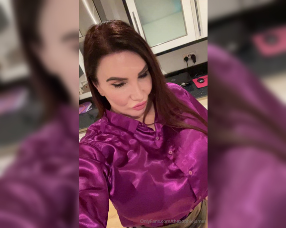 Sophie James aka Thesophiejames OnlyFans - Who else loves satin as much as