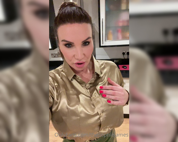 Sophie James aka Thesophiejames OnlyFans - Did I ever mention that I love satin blouses