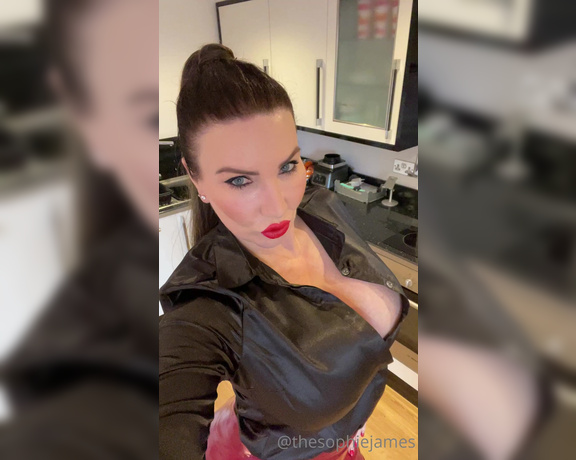 Sophie James aka Thesophiejames OnlyFans - Mood of the day red lipstick