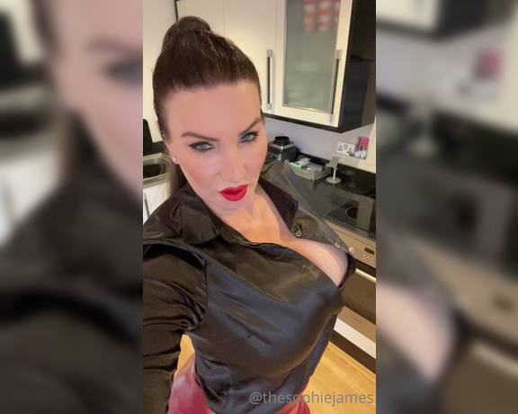 Sophie James aka Thesophiejames OnlyFans - Mood of the day red lipstick