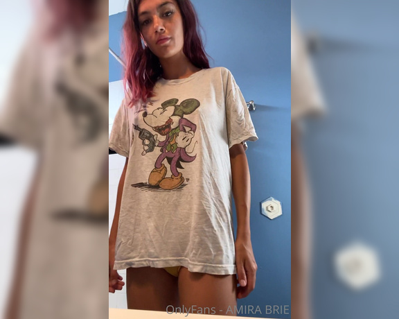 Amira Brie aka Amirabrie OnlyFans - Little first look at some new Reddit content Which is your favorite 5