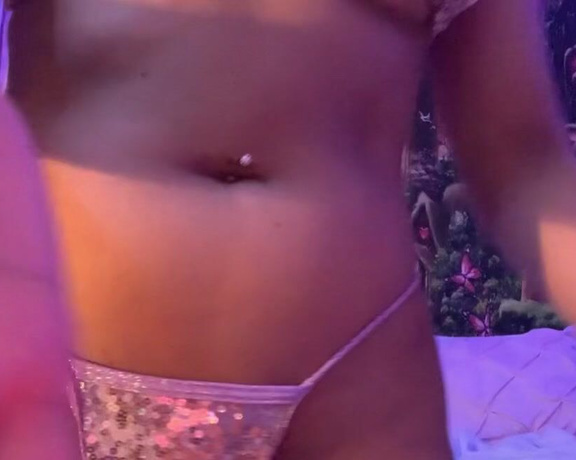 BunnyJ aka Bunnyj999 OnlyFans - Swipe to see me finger my pussy from the back I usually send more explicit vids in the dms but I 2