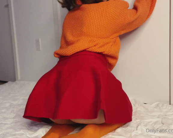 Jasmine Grey aka Jasminegrey OnlyFans - DAY 10 OF OCTOBER CUM A THON Happy New Video’ Monday!! I hope you guys enjoy  Velma Di 7