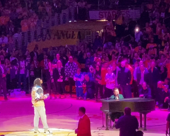 Jasmine Grey aka Jasminegrey OnlyFans - I went to the Lakers game tonight here’s a Lorie Chip from the half time performance