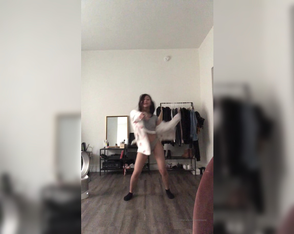 Jasmine Grey aka Jasminegrey OnlyFans - Goodmorning, here’s what I got up to this morning Love to dance