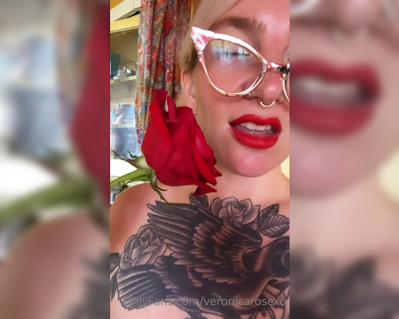 VERONICA ROSE aka Veronicarosexo OnlyFans - Where should I trace this rose on my body