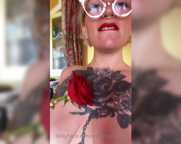 VERONICA ROSE aka Veronicarosexo OnlyFans - Where should I trace this rose on my body