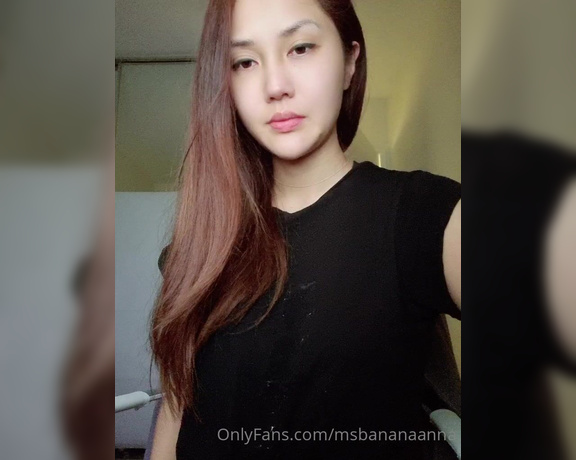 Msbananaanna aka Msbananaanna OnlyFans - Just me getting changed