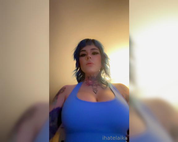 Laiika aka Ihatelaiika OnlyFans - Bouncy treadmill boobies