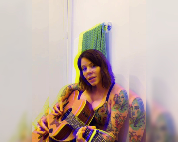 Laiika aka Ihatelaiika OnlyFans - A little music for the music lovers