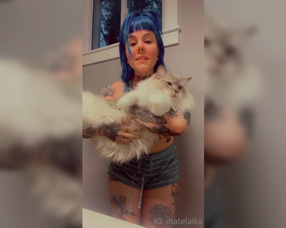 Laiika aka Ihatelaiika OnlyFans - Boobies + A SPECIAL GUEST