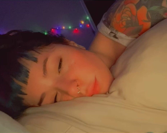 Laiika aka Ihatelaiika OnlyFans - Lil update i got my second covid shot yesterday and i’ve been out cold sleeping ALL day