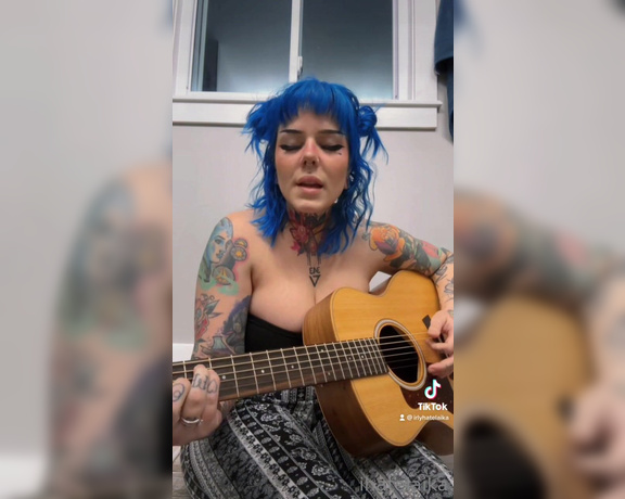 Laiika aka Ihatelaiika OnlyFans - Music stuff for you guys 1