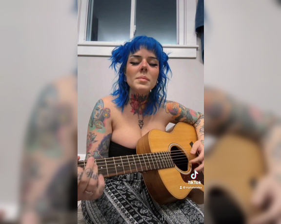 Laiika aka Ihatelaiika OnlyFans - Music stuff for you guys 1