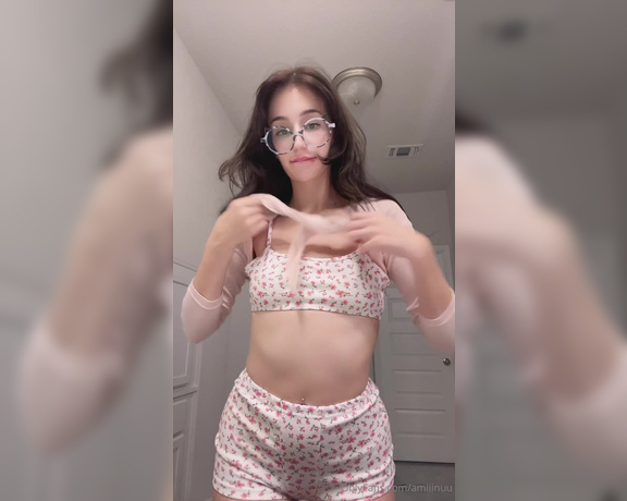 Ami Inu aka Amiiinuu OnlyFans - Wanna see the rest of this video! LIKE this post! Update full video was sent out last night TIP $5