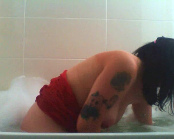 Filthyfuckingwhore Playing In The Bath