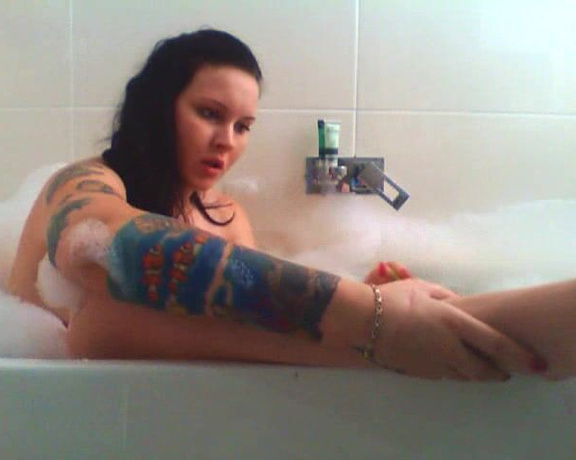 Filthyfuckingwhore Playing In The Bath