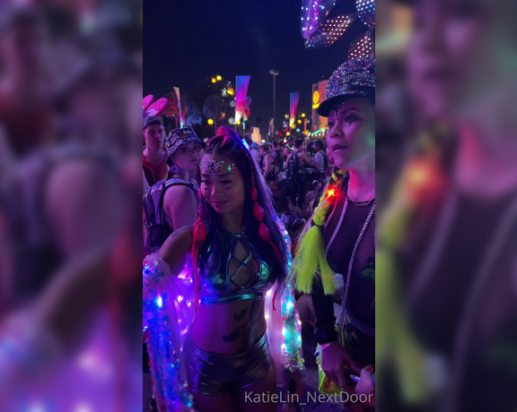 Katie Lin  Next Door aka Katielin_nextdoor OnlyFans - Check out how crazy EDC Orlando was, wish we got there earlier though so I could take more pics and