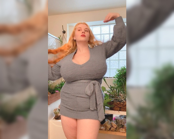 Penny Brown aka Underbust OnlyFans - Morning sweety~ What do you want for breakfast Hopefully nothing dairy free =3 1