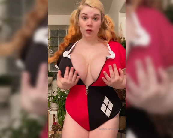 Penny Brown aka Underbust OnlyFans - (Edit I posted this last night but but but apparently it was sitting in my to post” section oh no 1