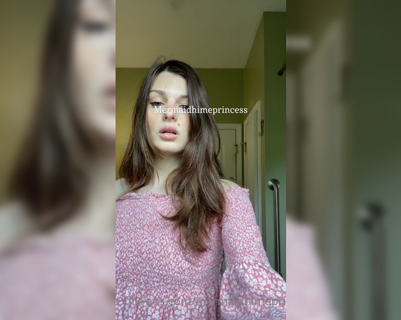 Princess aka Mermaidhimeprincess OnlyFans - Before I run errands P 2