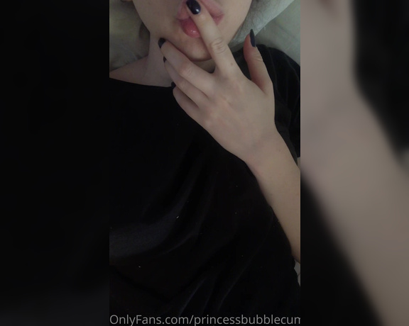 Princess Bubblecum aka Princessbubblecum OnlyFans - These are some of the videos I sent to my bull while my boyfriend is working Betas can only drea 2