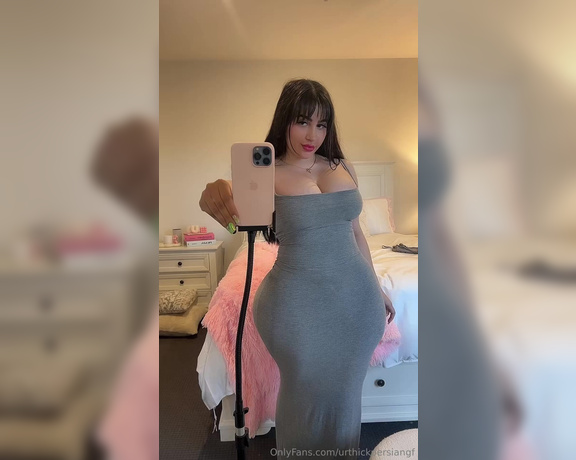 Amelia aka Urthickpersiangf OnlyFans - Do you guys like xxx TikTok’s