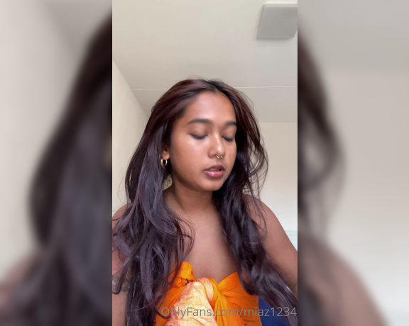 Mia Z aka Miaz1234 OnlyFans - Made a video of me getting ready and updating you about what’s happening in my life, what’s new, h 7