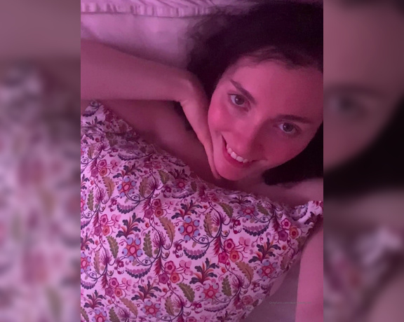 Bianca aka Bianca_petals OnlyFans - If you need someone to snuggle with, here you go first video is a snuggly moment, second video i 4