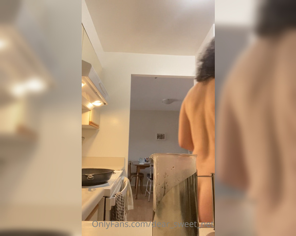 Bianca aka Bianca_petals OnlyFans - Hi a quick video of me stripping down & making some coffee, followed by a 10 minute video of me 2