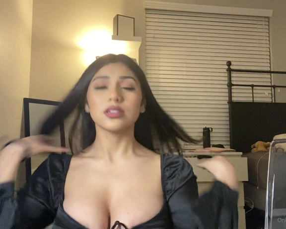 Janet aka Lildedjanet OnlyFans Video 6