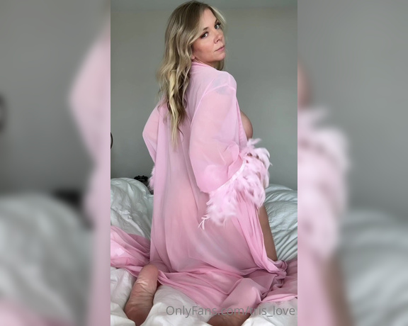 Tris aka Tris_love OnlyFans - Okay I need to know if you were hard before the robe came all the way down even better if you were