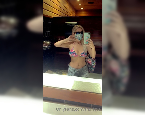 Tris aka Tris_love OnlyFans Video 48