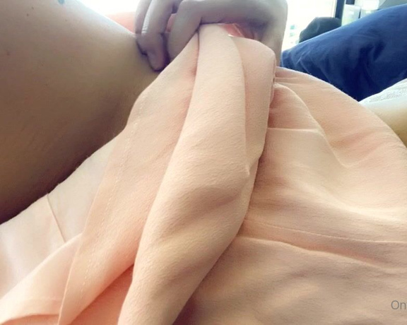 Tris aka Tris_love OnlyFans - Such a tease turns me on to give you a glimpse of something so delicious