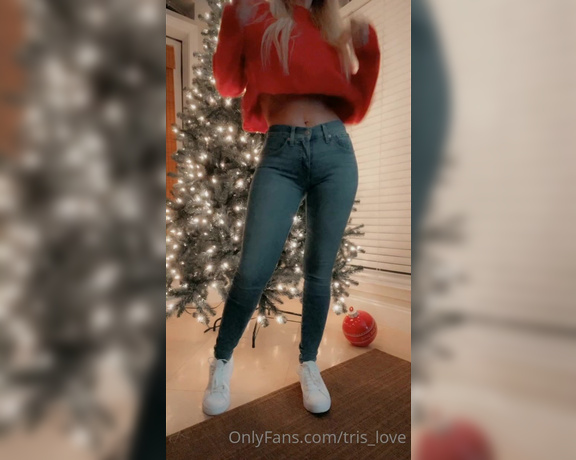 Tris aka Tris_love OnlyFans Video 7