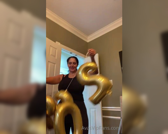 Ava Addams aka Avaaddams OnlyFans - Getting ready to ring in the new year what do your decorations look like